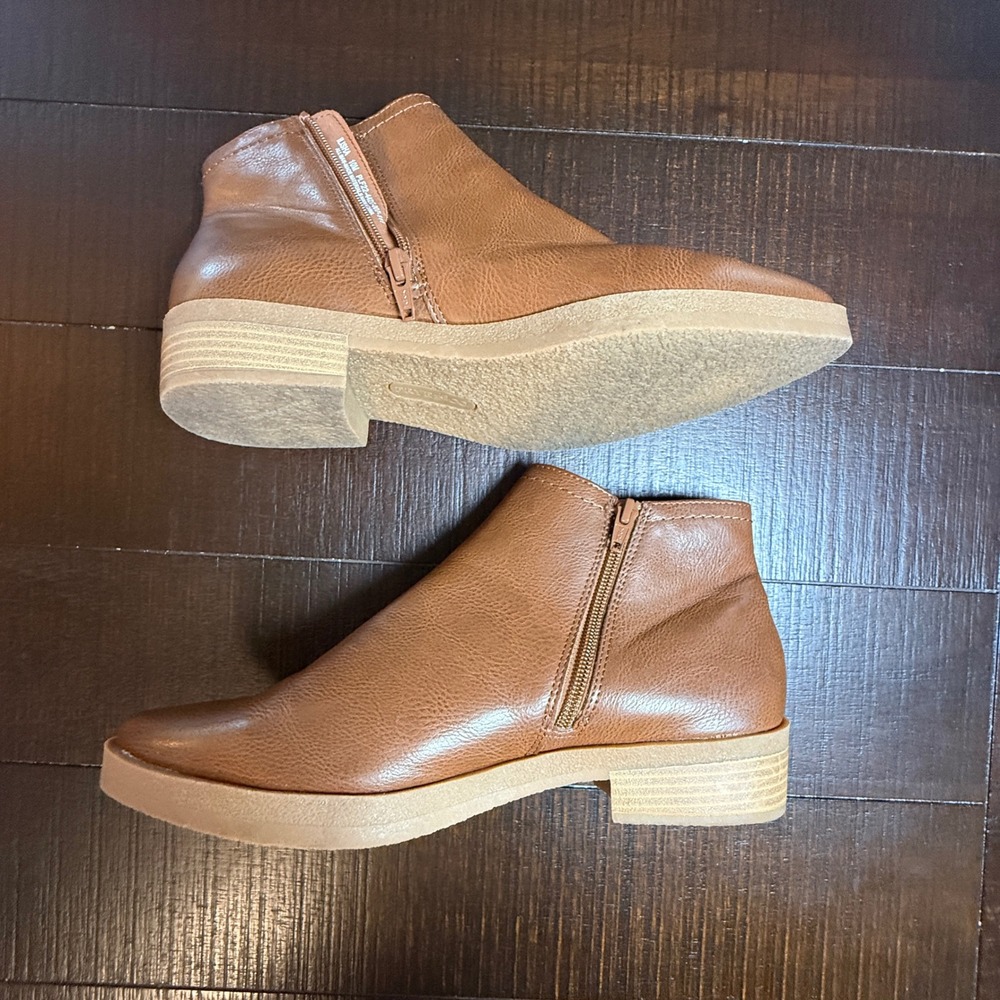 Frye‎ & Co Ilisha Tan Leather Ankle Boots Pointed Toe Side Zip Booties Women 10M - Picture 8 of 10